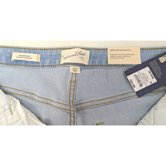 Women's Mid-Rise Skinny Jeans Lightweight Denim 18 Short Light Blue - Picture 4 of 6